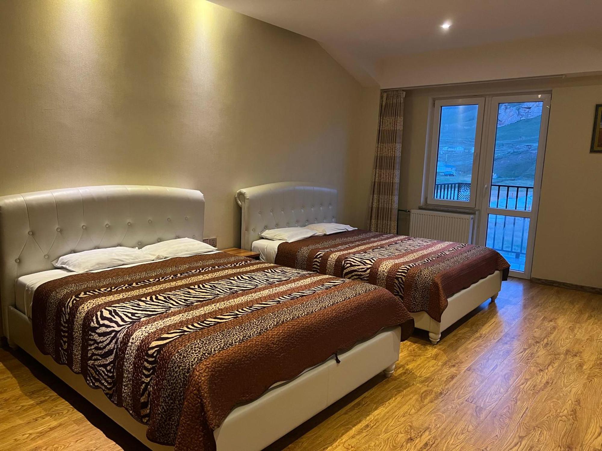 Takhi Resort Terelj Yoliin Hural Экстерьер фото